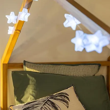 Les Loges De Lily Holiday home